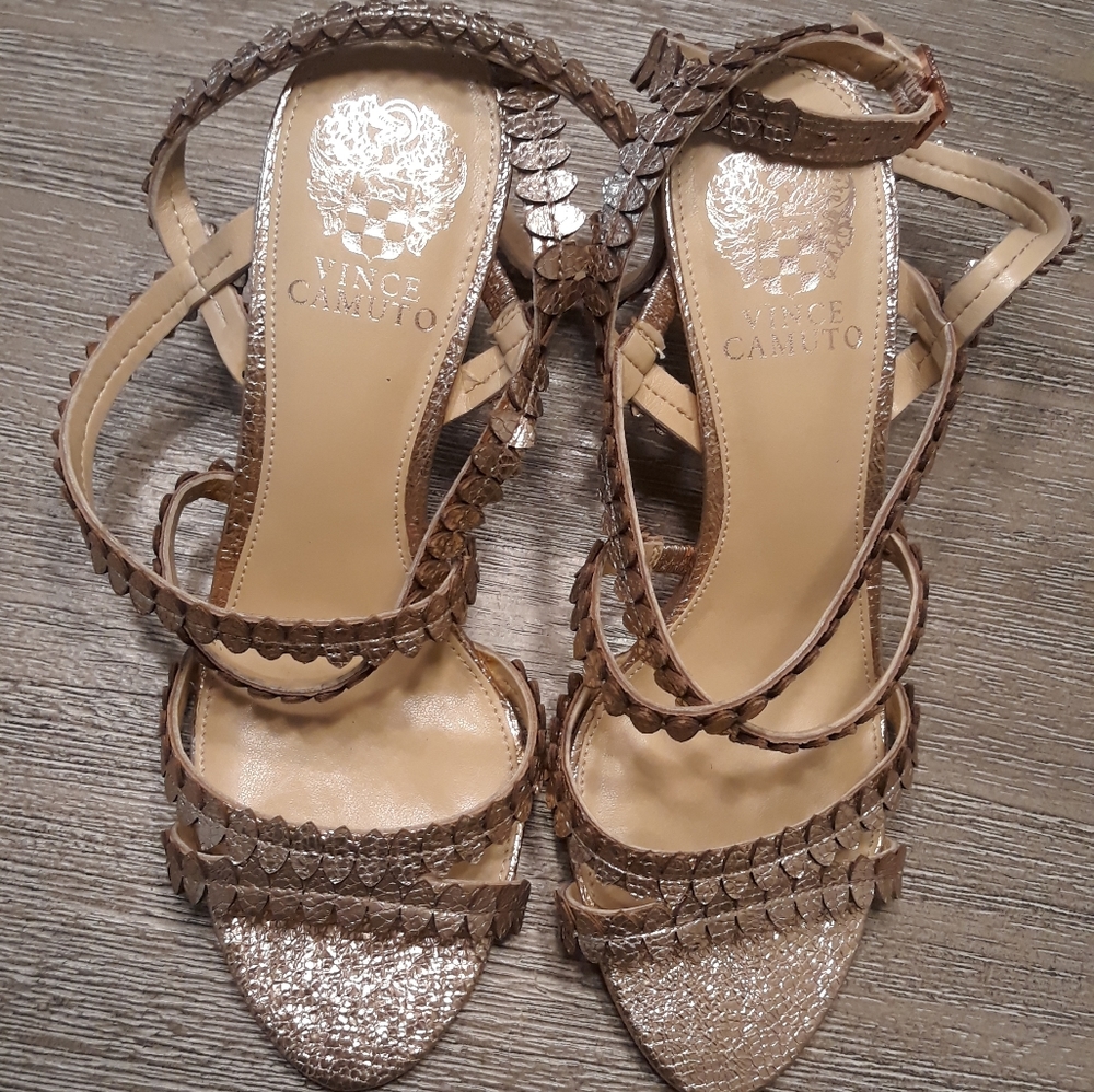 Vince Camuto